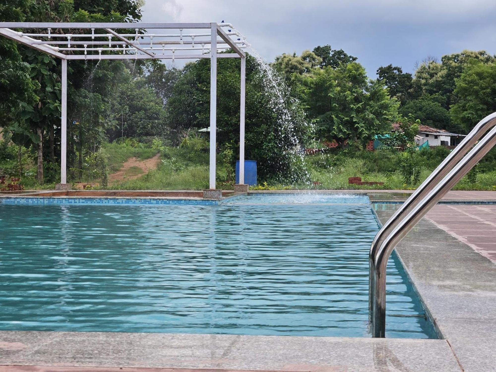 Wow Stayz2 Pachmarhi Foothill Cottages 외부 사진