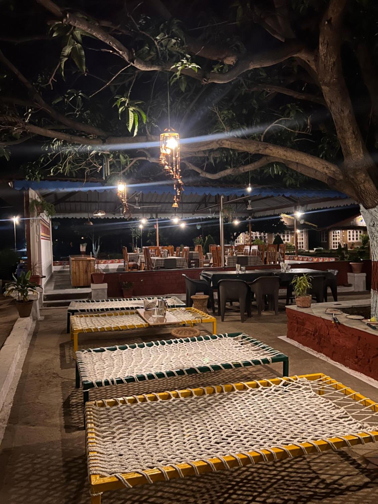 Wow Stayz2 Pachmarhi Foothill Cottages 외부 사진