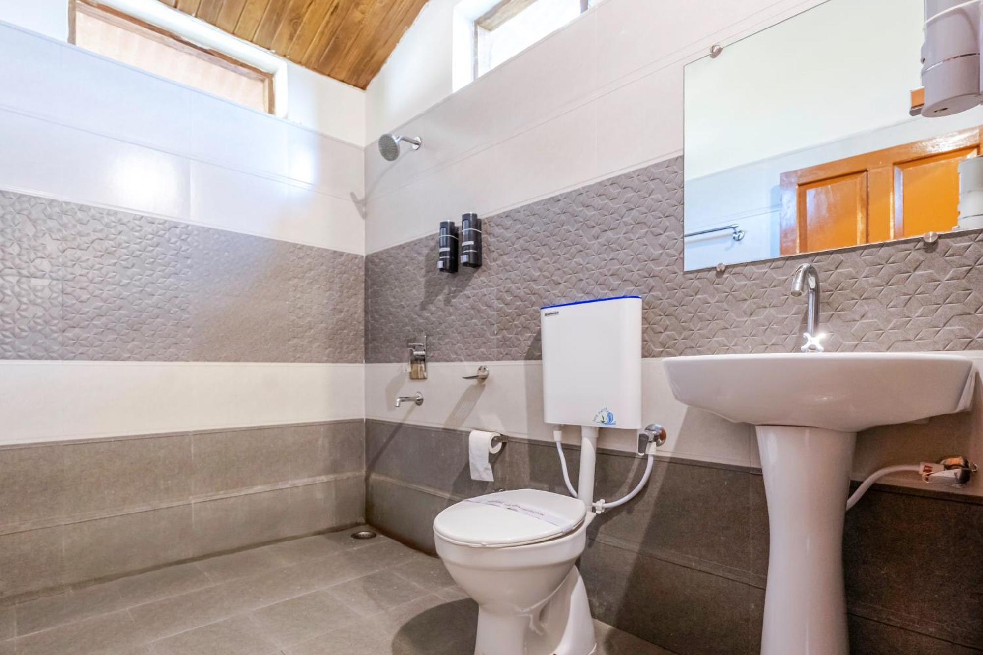 Wow Stayz2 Pachmarhi Foothill Cottages 외부 사진