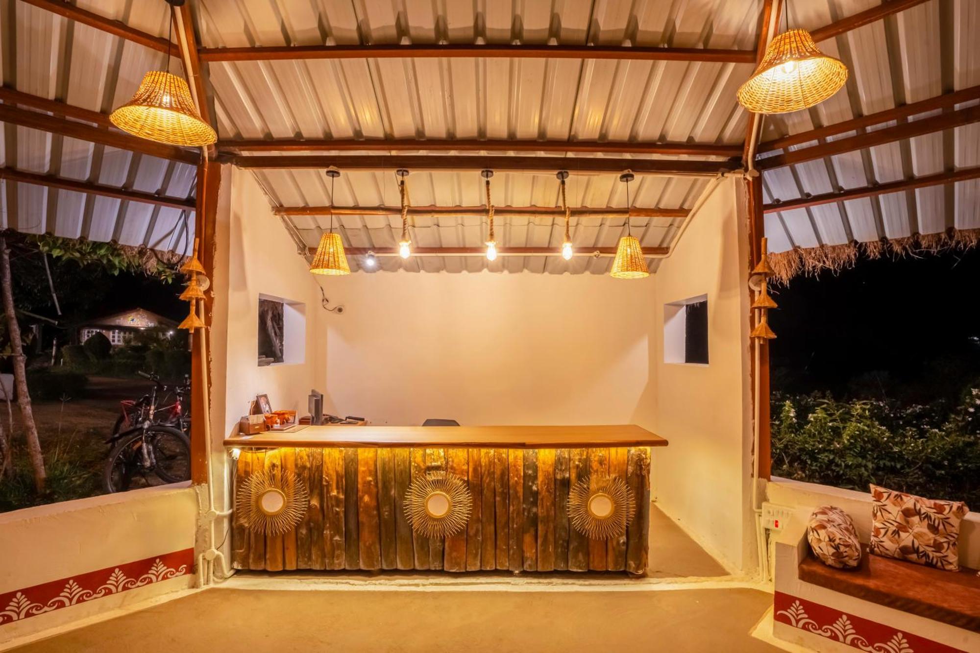 Wow Stayz2 Pachmarhi Foothill Cottages 외부 사진