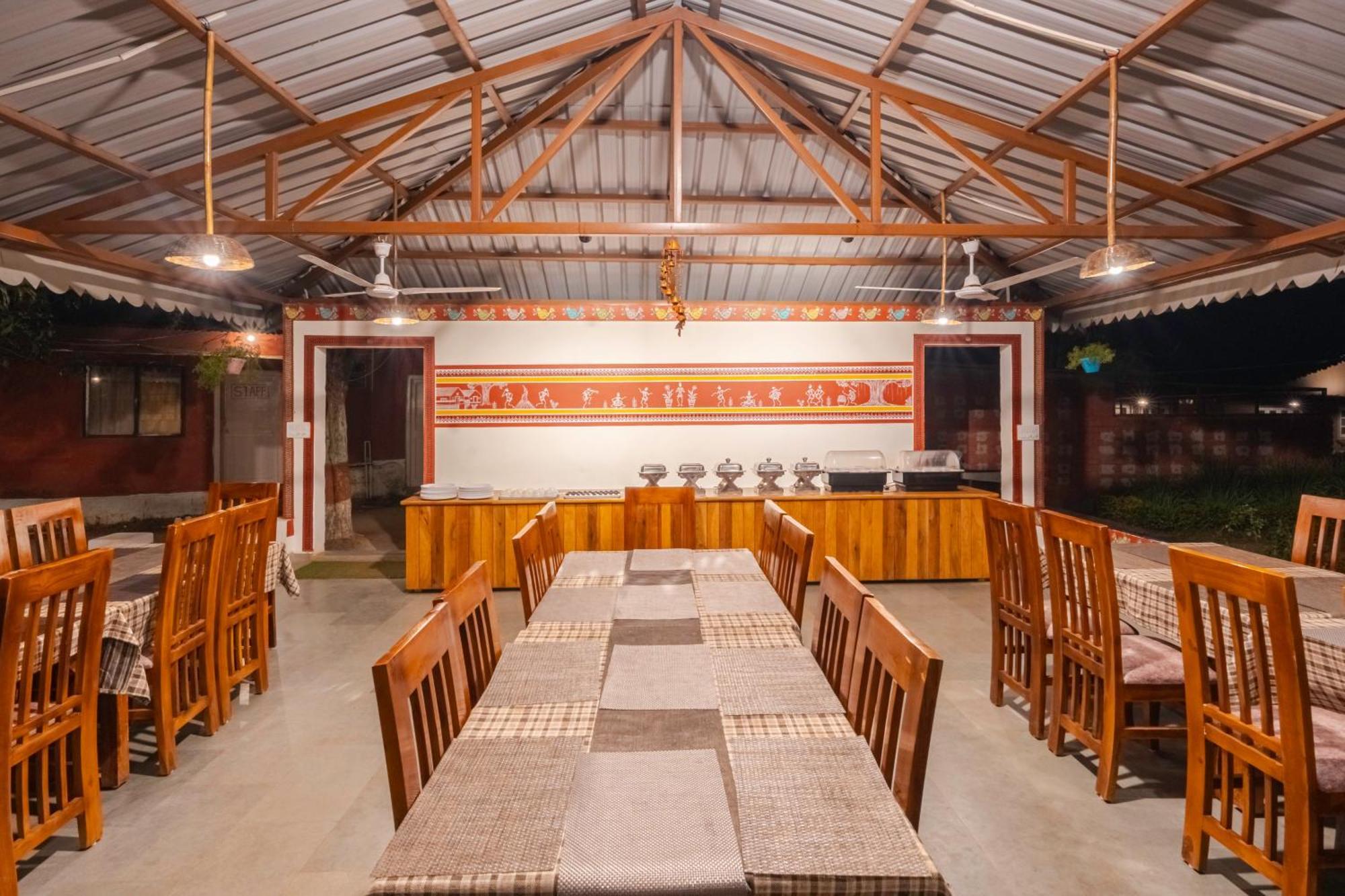 Wow Stayz2 Pachmarhi Foothill Cottages 외부 사진