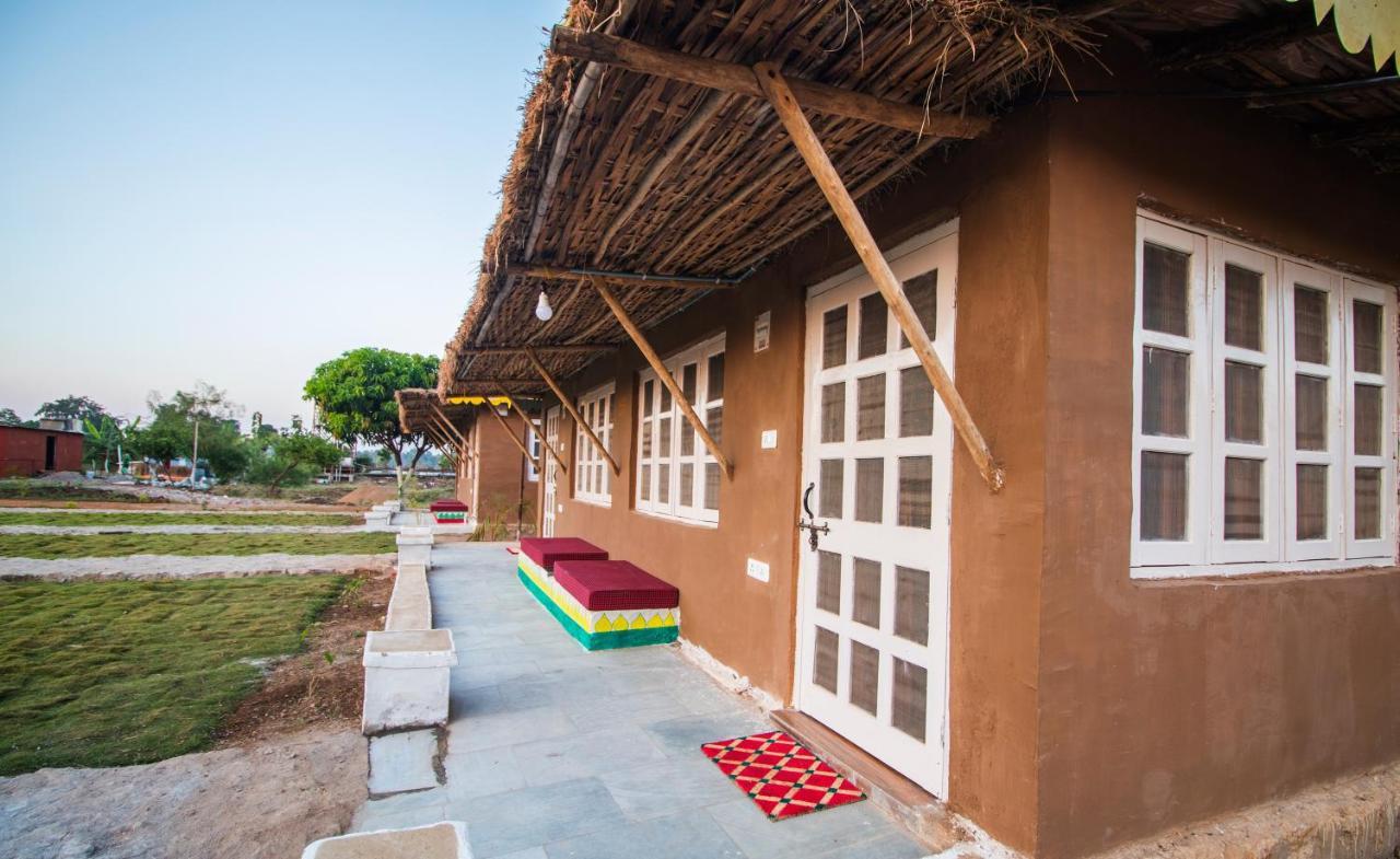 Wow Stayz2 Pachmarhi Foothill Cottages 외부 사진