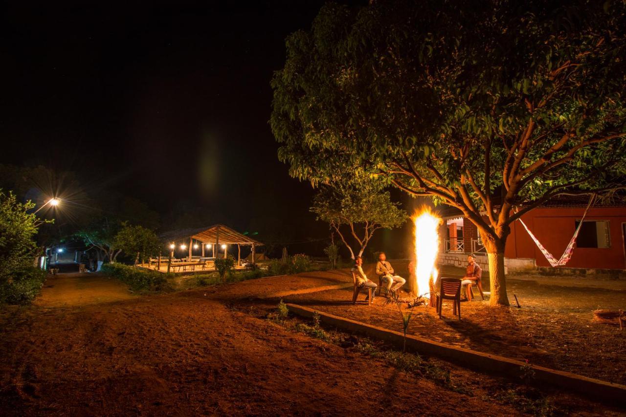 Wow Stayz2 Pachmarhi Foothill Cottages 외부 사진