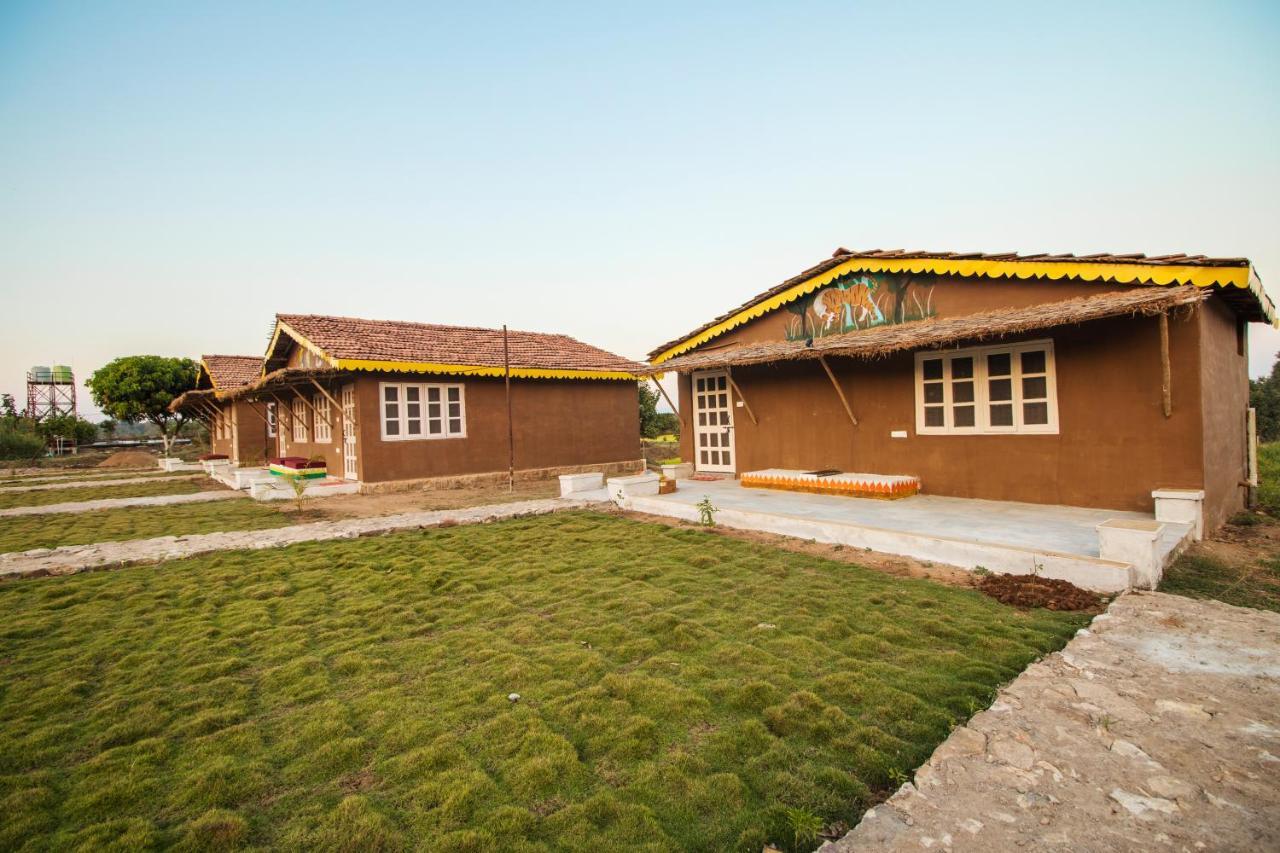 Wow Stayz2 Pachmarhi Foothill Cottages 외부 사진